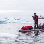 Antonio de la Rosa remando en el Círculo Polar Ártico